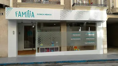 Clínica Médica Familia