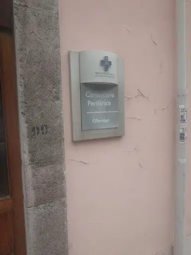 Centro de Salud de Olloniego / Lluniego